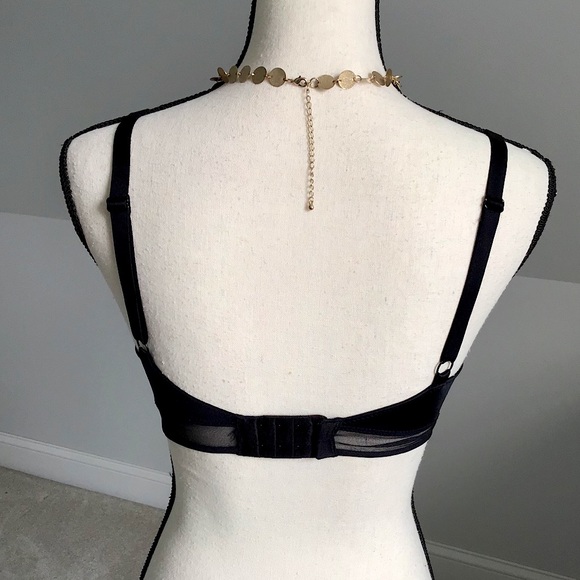 Victoria’s Secret Limited Edition Black Satin Mesh Bralette Size Small - Picture 7 of 8